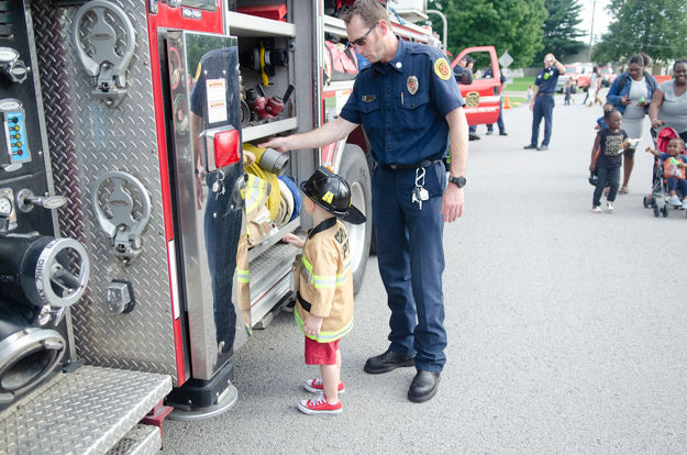 Garrison serves Soldiers, Families